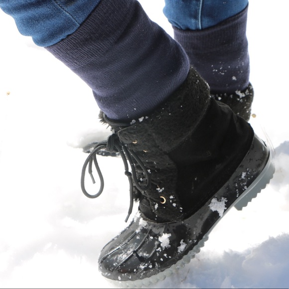 Shoes - WOMEN DUCK BOOTS